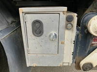 日野デュトロダブルキャブ（Wキャブ）小型（2t・3t）[写真16]