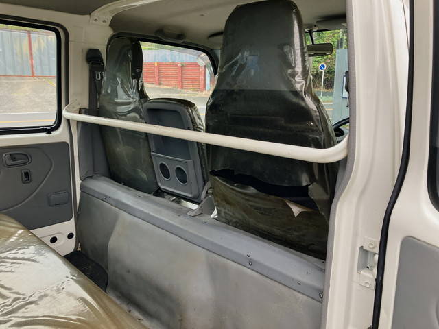 日野デュトロダブルキャブ（Wキャブ）小型（2t・3t）[写真33]
