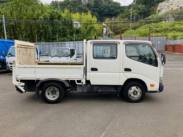 日野デュトロダブルキャブ（Wキャブ）小型（2t・3t）[写真06]