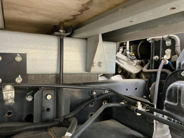 三菱ふそうキャンターアルミバン小型（2t・3t）[写真26]