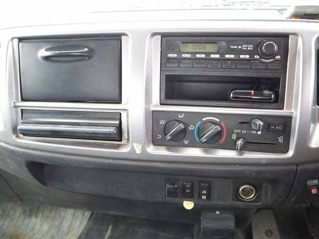 日野レンジャークレーン4段中型（4t）[写真36]