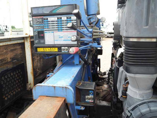 日野レンジャークレーン4段中型（4t）[写真09]