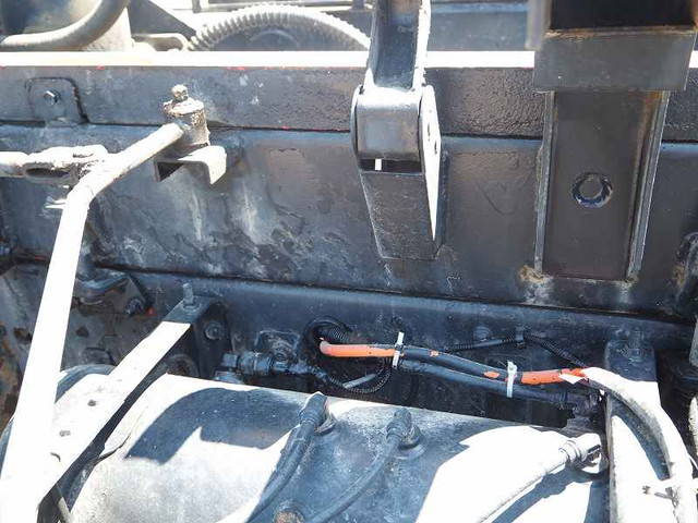 UDトラックスコンドル深ダンプ（土砂禁ダンプ）増トン（6t・8t）[写真14]