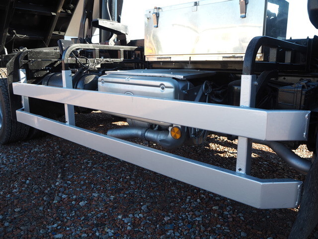 UDトラックスコンドル深ダンプ（土砂禁ダンプ）増トン（6t・8t）[写真17]