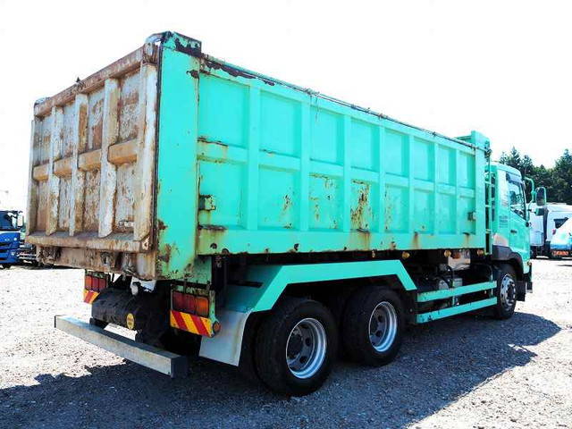 UDトラックスコンドル深ダンプ（土砂禁ダンプ）増トン（6t・8t）[写真02]