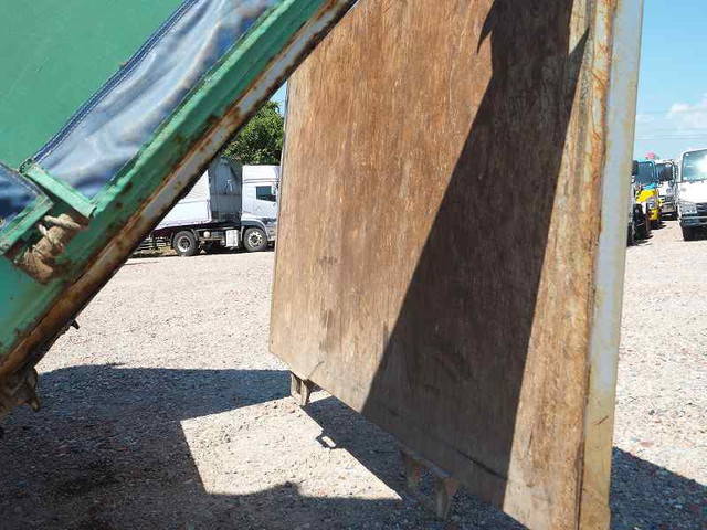 UDトラックスコンドル深ダンプ（土砂禁ダンプ）増トン（6t・8t）[写真21]