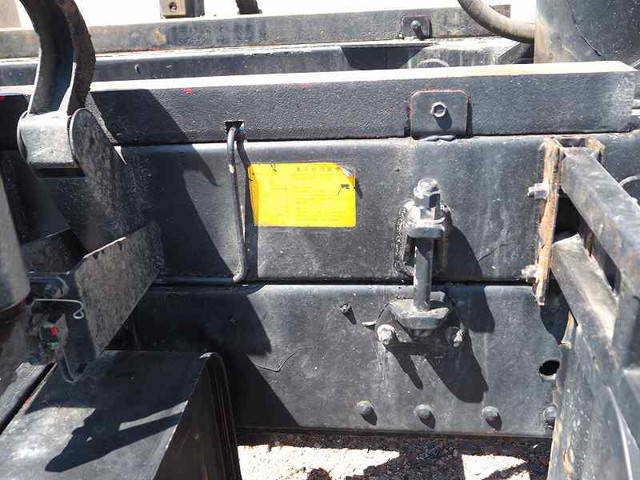 UDトラックスコンドル深ダンプ（土砂禁ダンプ）増トン（6t・8t）[写真26]