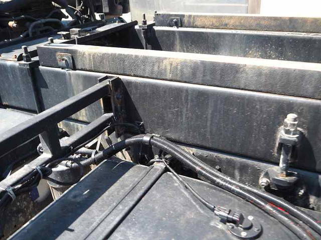 UDトラックスコンドル深ダンプ（土砂禁ダンプ）増トン（6t・8t）[写真27]