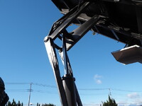 UDトラックスコンドル深ダンプ（土砂禁ダンプ）増トン（6t・8t）[写真28]