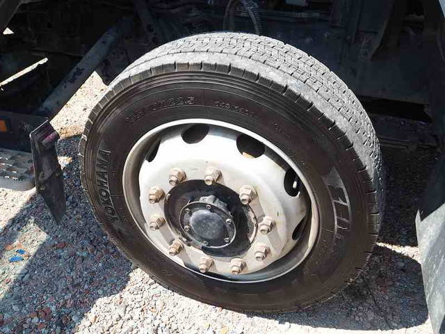 UDトラックスコンドル深ダンプ（土砂禁ダンプ）増トン（6t・8t）[写真28]