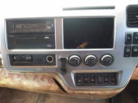 UDトラックスコンドル深ダンプ（土砂禁ダンプ）増トン（6t・8t）[写真39]