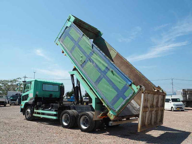UDトラックスコンドル深ダンプ（土砂禁ダンプ）増トン（6t・8t）[写真04]