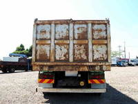 UDトラックスコンドル深ダンプ（土砂禁ダンプ）増トン（6t・8t）[写真07]