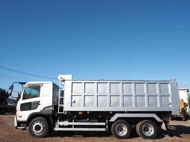 UDトラックスコンドル深ダンプ（土砂禁ダンプ）増トン（6t・8t）[写真07]