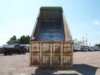 UDトラックスコンドル深ダンプ（土砂禁ダンプ）増トン（6t・8t）[写真10]