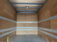 いすゞエルフアルミバン小型（2t・3t）[写真12]