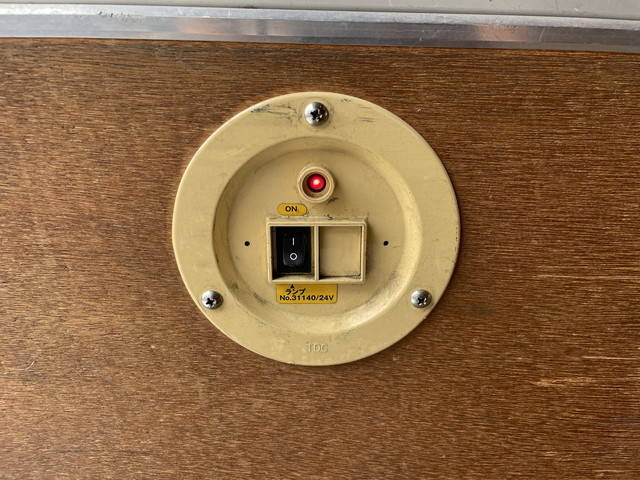 いすゞエルフアルミバン小型（2t・3t）[写真13]