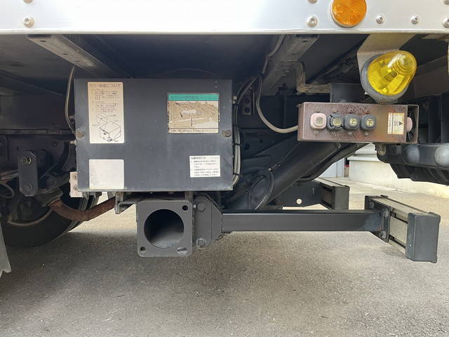 いすゞエルフアルミバン小型（2t・3t）[写真19]