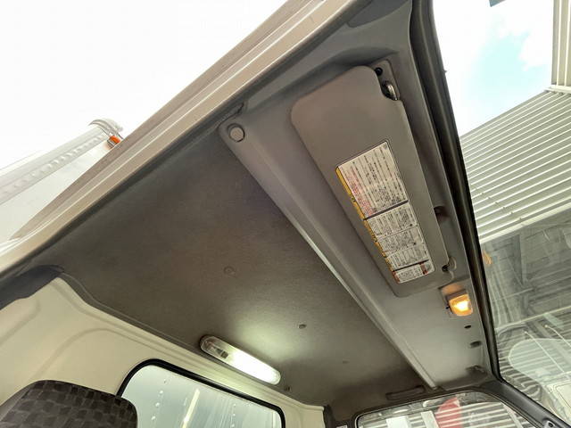 いすゞエルフアルミバン小型（2t・3t）[写真27]