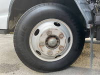 いすゞエルフアルミバン小型（2t・3t）[写真28]