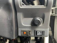 いすゞエルフアルミバン小型（2t・3t）[写真31]