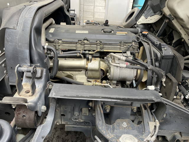 いすゞエルフアルミバン小型（2t・3t）[写真35]