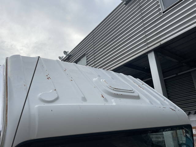 いすゞエルフアルミバン小型（2t・3t）[写真05]