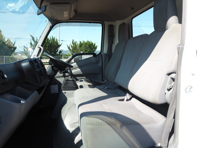 日野デュトロセルフクレーン5段小型（2t・3t）[写真32]