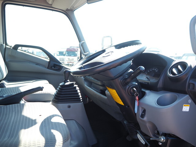 日野デュトロセルフクレーン5段小型（2t・3t）[写真34]