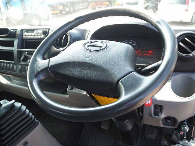 日野デュトロクレーン6段小型（2t・3t）[写真36]