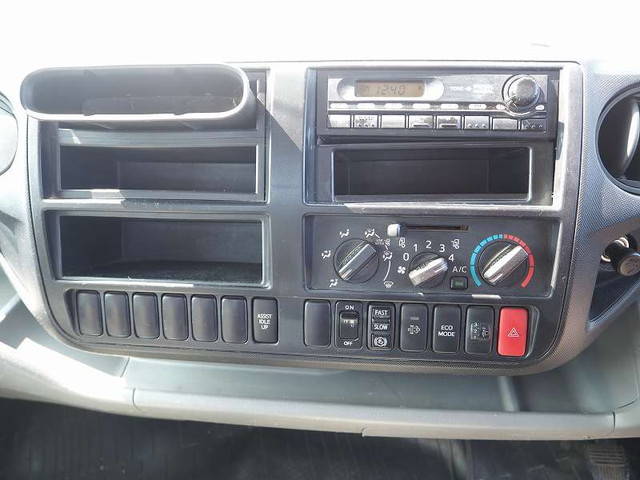 日野デュトロクレーン6段小型（2t・3t）[写真37]