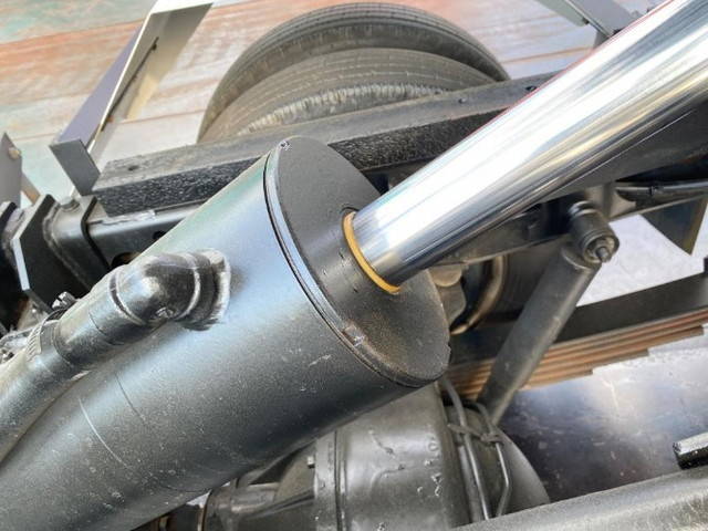 いすゞエルフダンプ小型（2t・3t）[写真14]