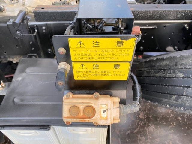 いすゞエルフダンプ小型（2t・3t）[写真16]