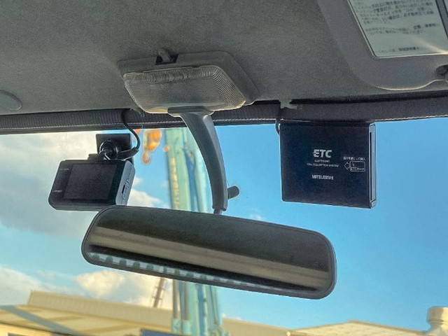 いすゞエルフダンプ小型（2t・3t）[写真29]