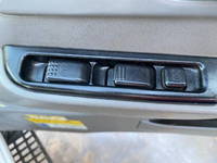 いすゞエルフダンプ小型（2t・3t）[写真33]