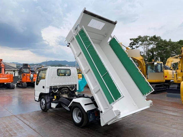 いすゞエルフダンプ小型（2t・3t）[写真04]