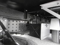 三菱ふそうキャンターアルミバン小型（2t・3t）[写真23]