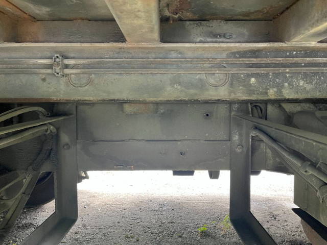 日野プロフィアセーフティローダー大型（10t）[写真23]