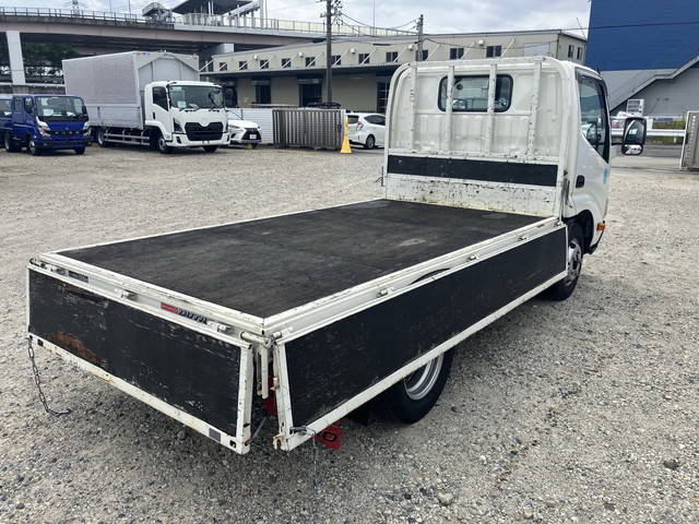 日野デュトロ平ボディ小型（2t・3t）[写真11]
