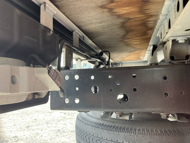 日野デュトロ平ボディ小型（2t・3t）[写真20]