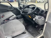 日野デュトロ平ボディ小型（2t・3t）[写真28]