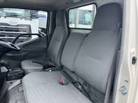 日野デュトロ平ボディ小型（2t・3t）[写真32]