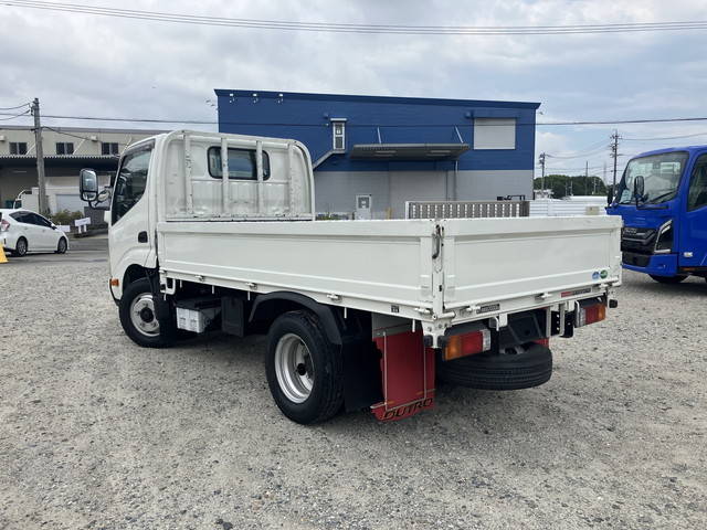 日野デュトロ平ボディ小型（2t・3t）[写真06]
