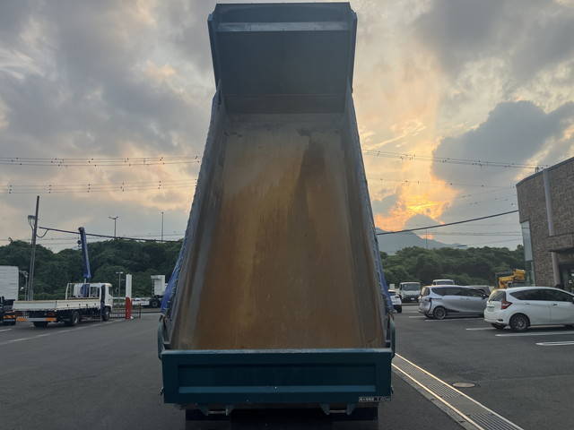 日野プロフィアダンプ大型（10t）[写真15]