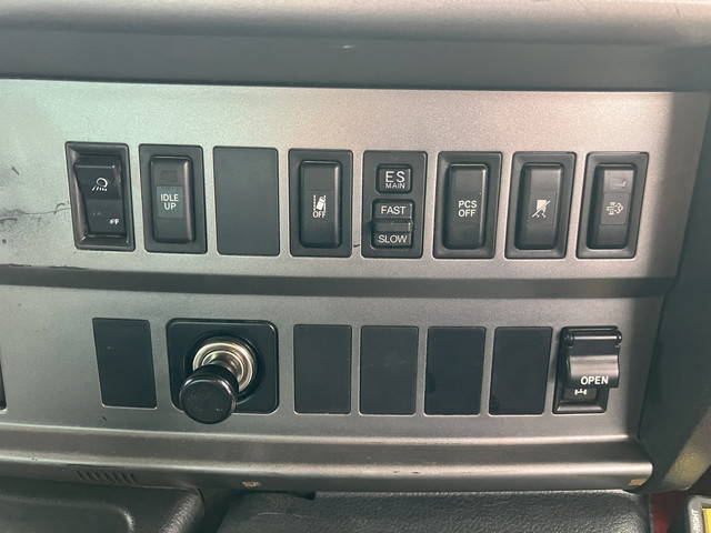 日野プロフィアダンプ大型（10t）[写真29]