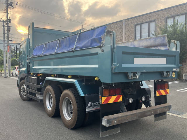 日野プロフィアダンプ大型（10t）[写真04]