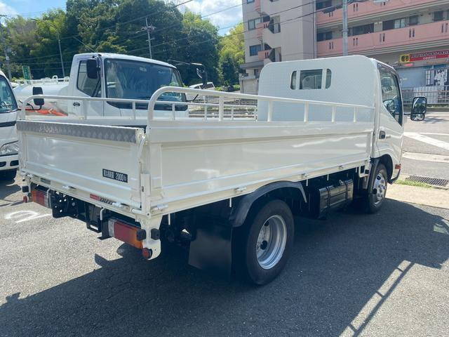 日野デュトロ平ボディ小型（2t・3t）[写真07]