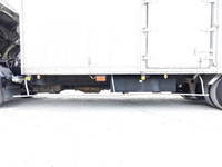 いすゞフォワードアルミバン中型（4t）[写真16]