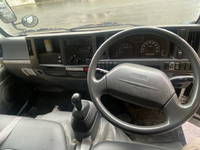 いすゞエルフ冷凍車（冷蔵車）小型（2t・3t）[写真15]