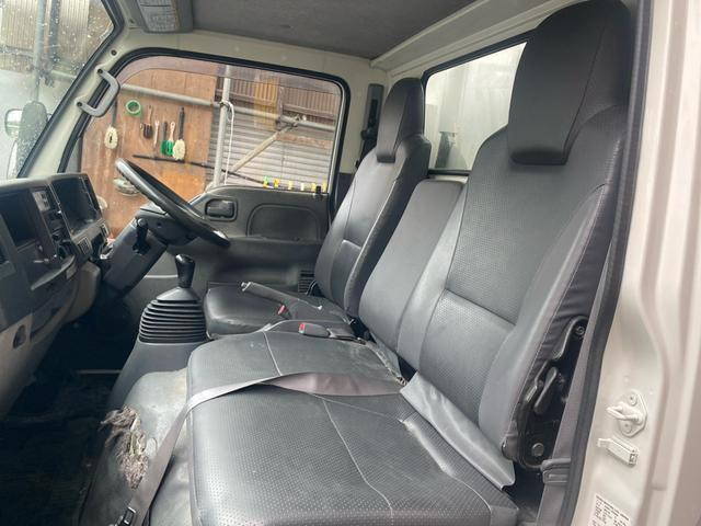 いすゞエルフ冷凍車（冷蔵車）小型（2t・3t）[写真17]